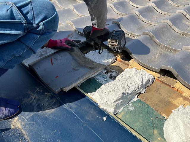 バラ板　銅線ビス止め